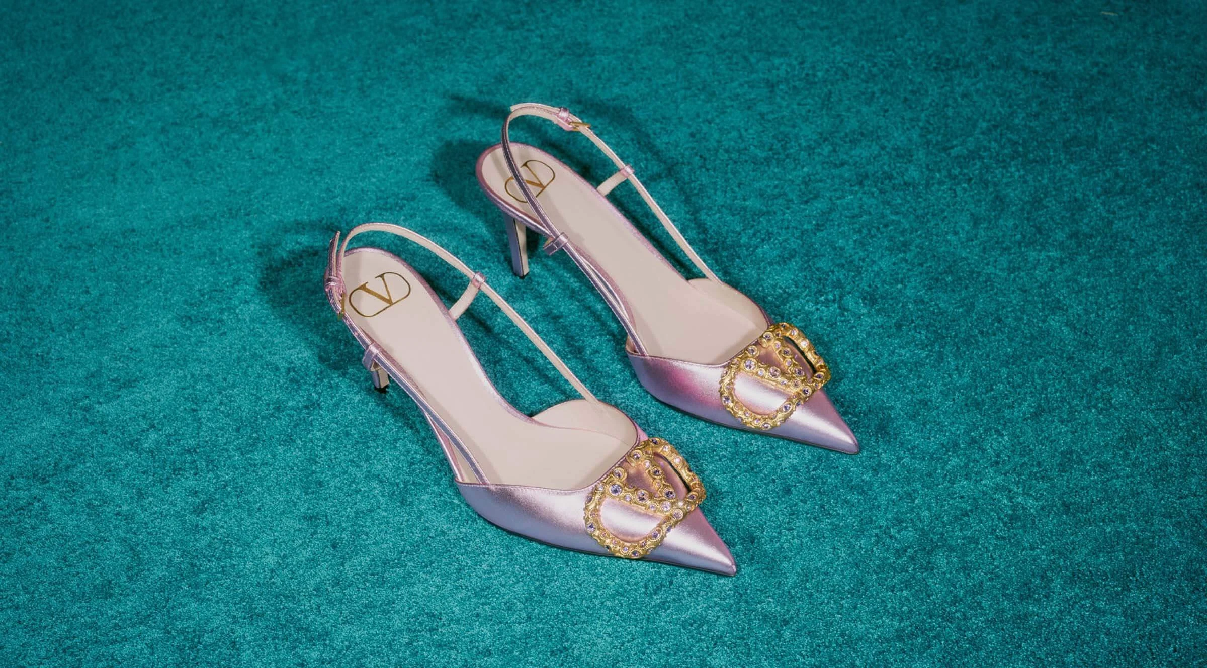Fashion News, Cultural Highlights - Valentino Avant les Débuts